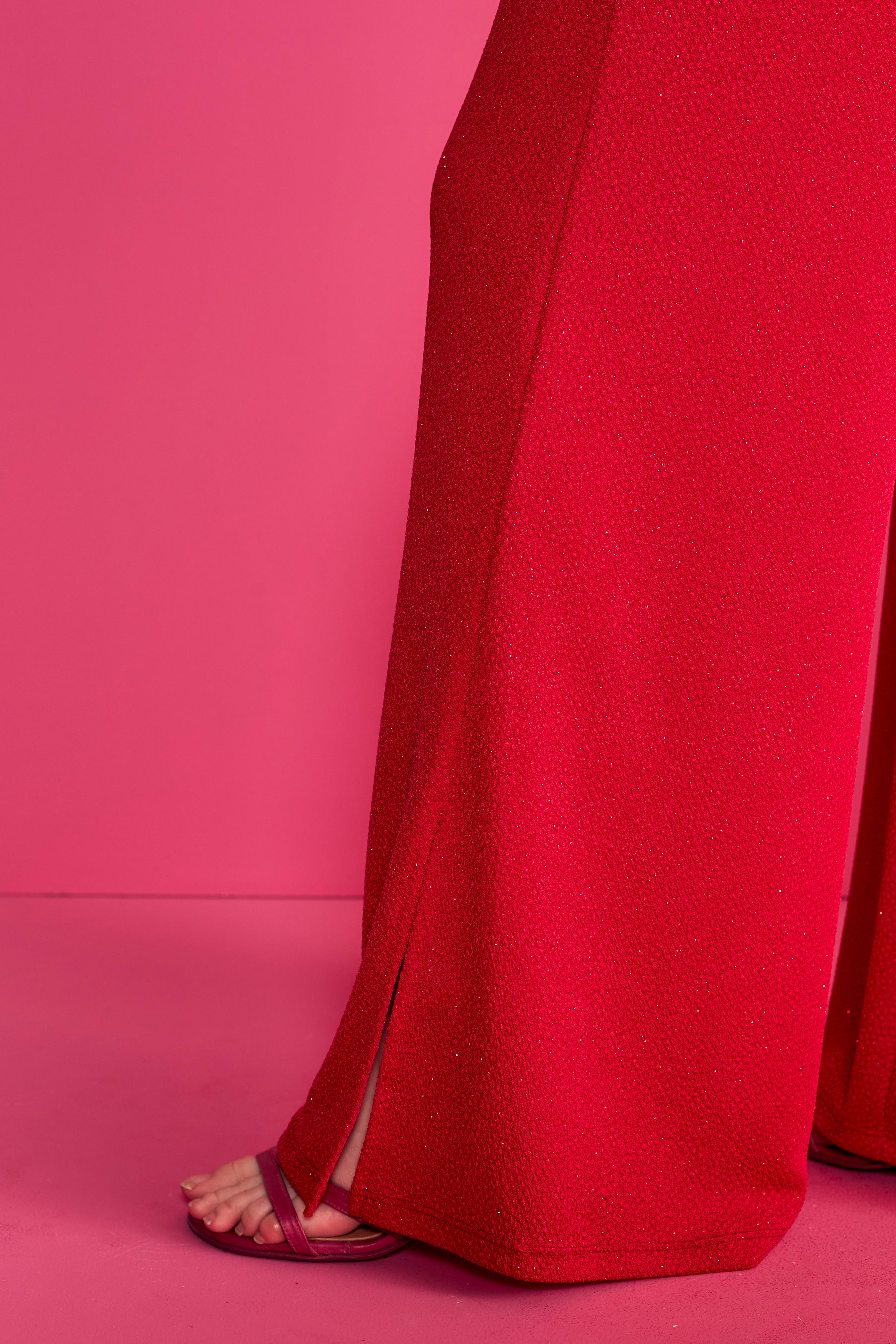 #color_red shiny