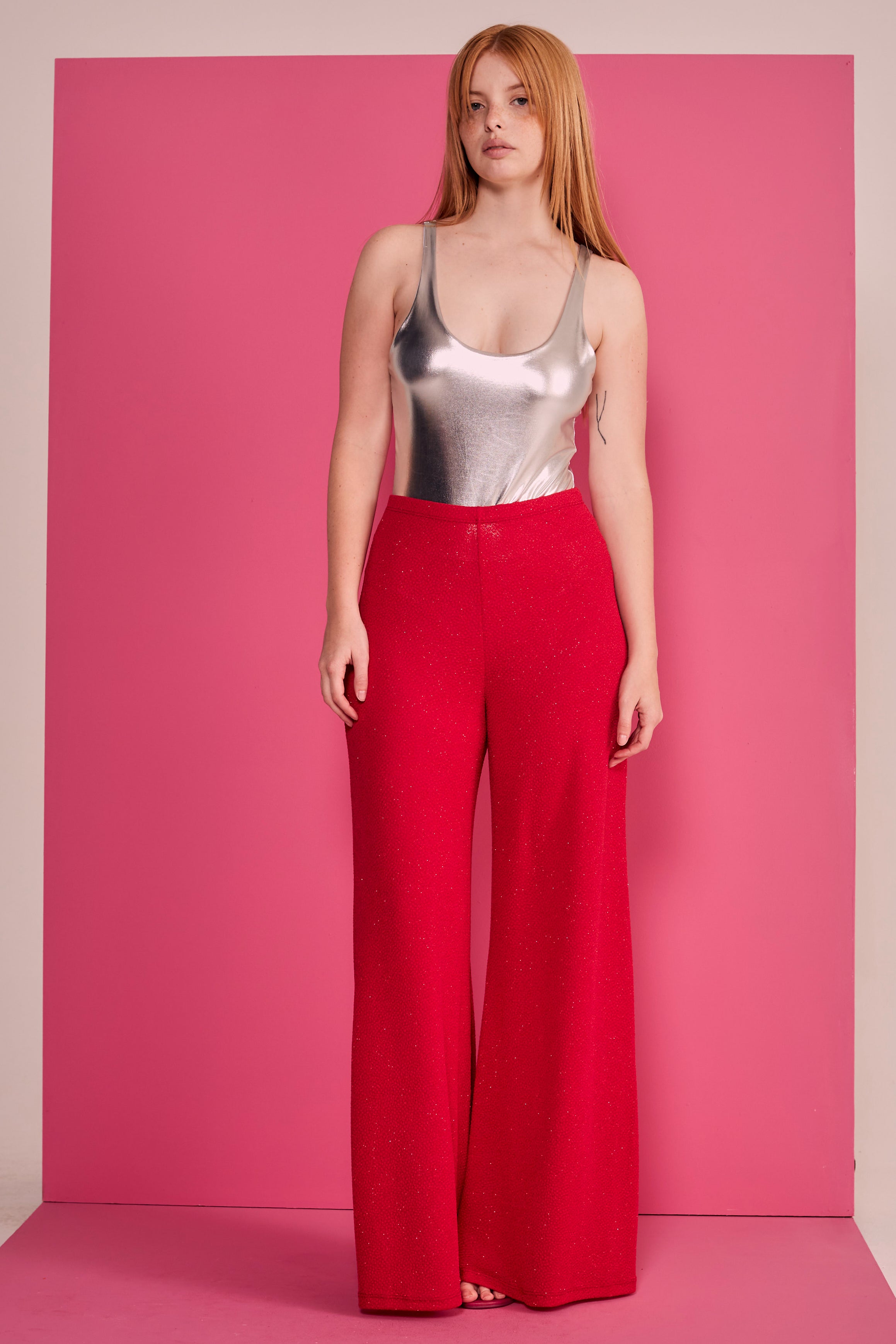 #color_red shiny