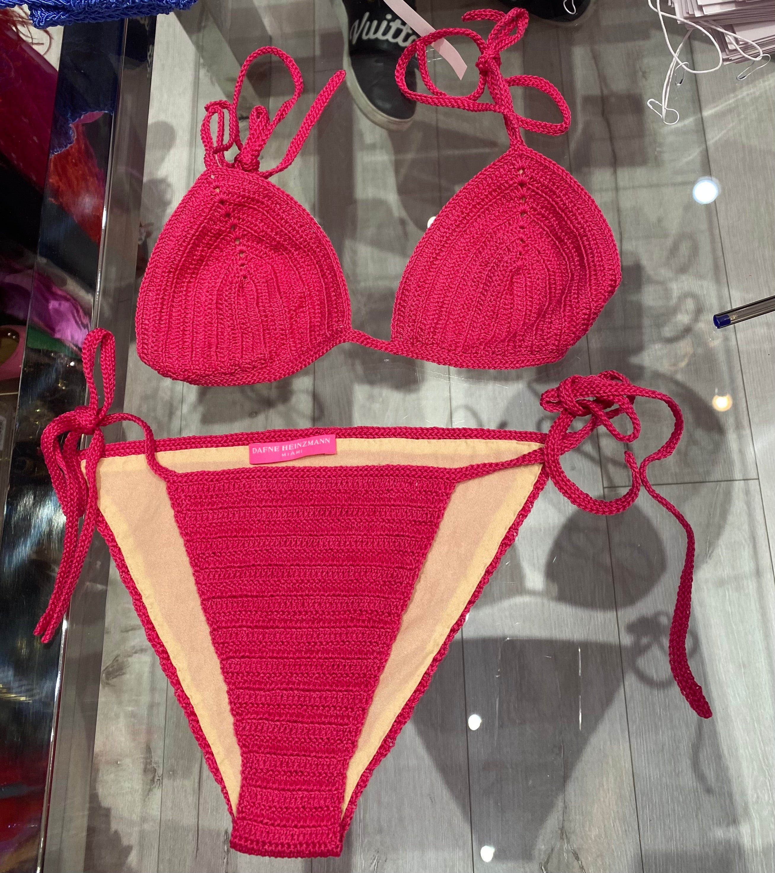 Mia Bikini