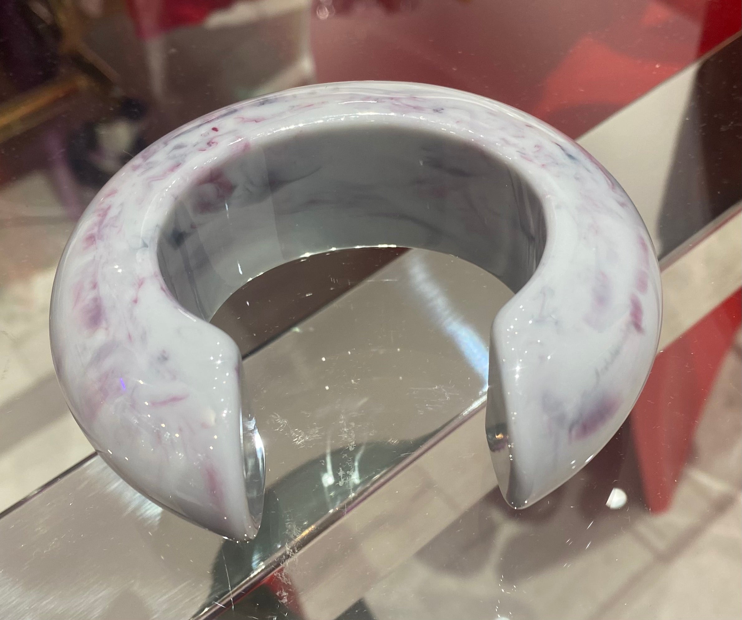 Sienna Acrylic Cuff