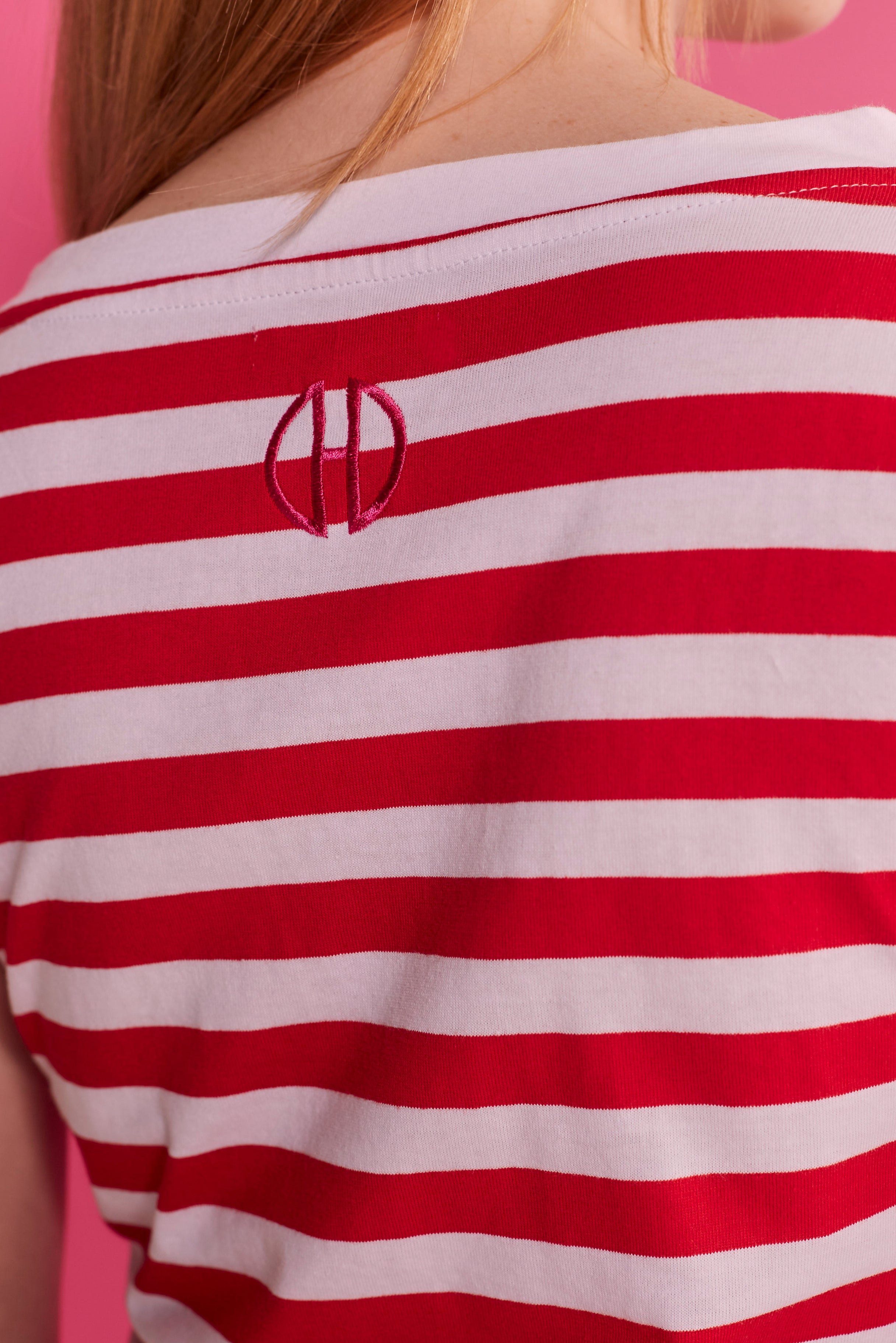 #color_red stripes