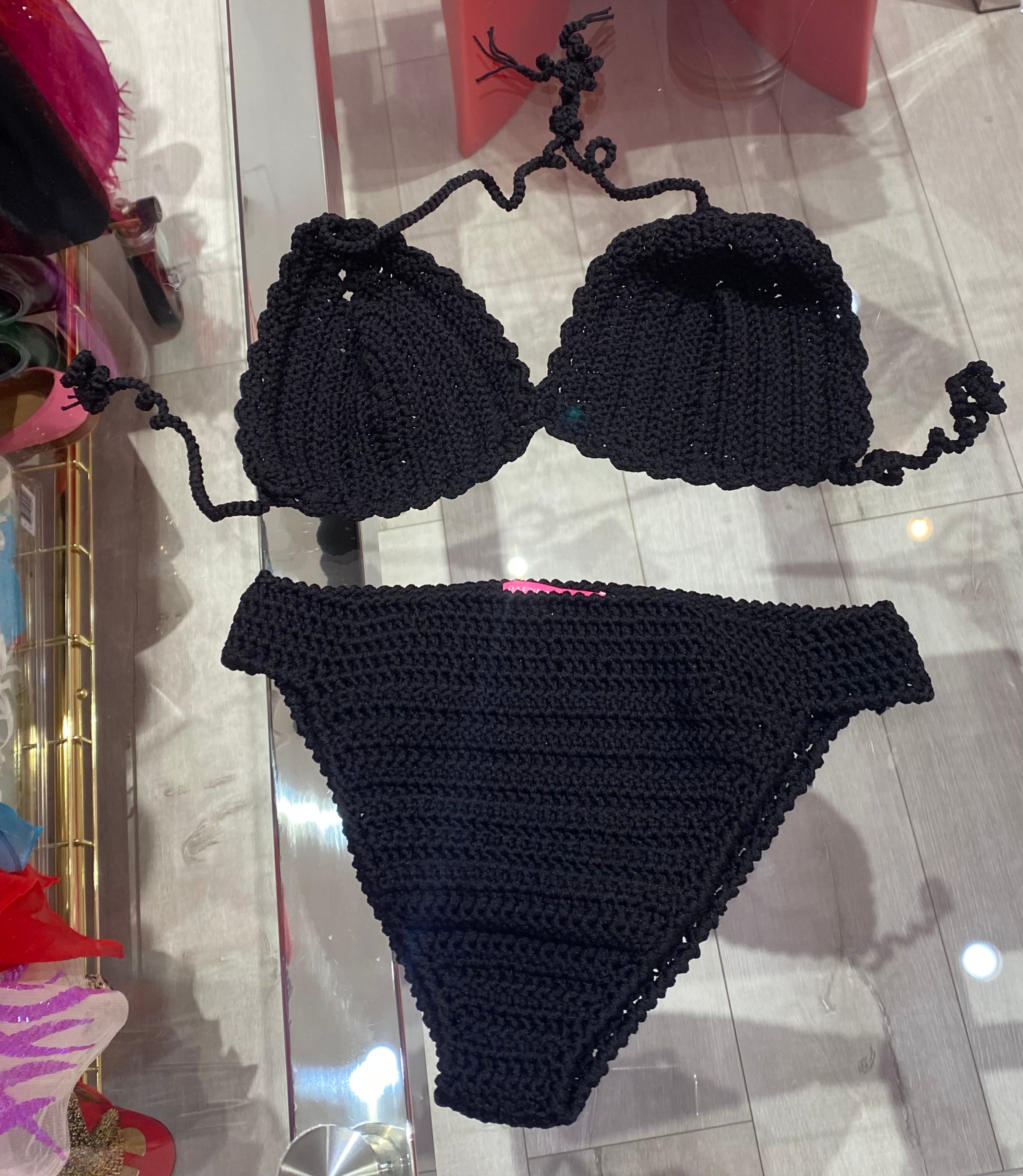 Mia Bikini